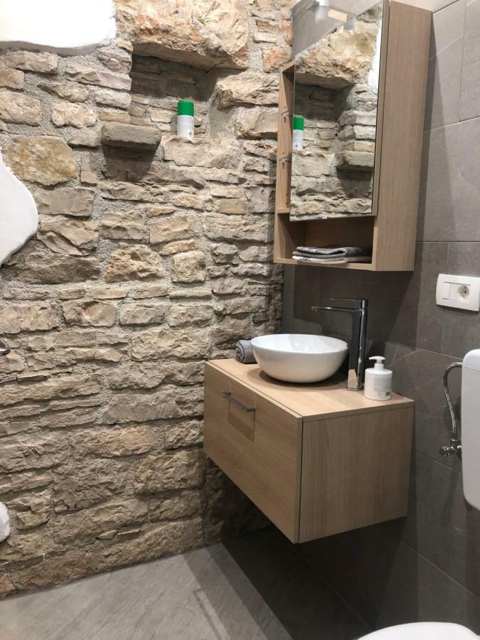 Bozic Apartman Leilighet PUY Eksteriør bilde