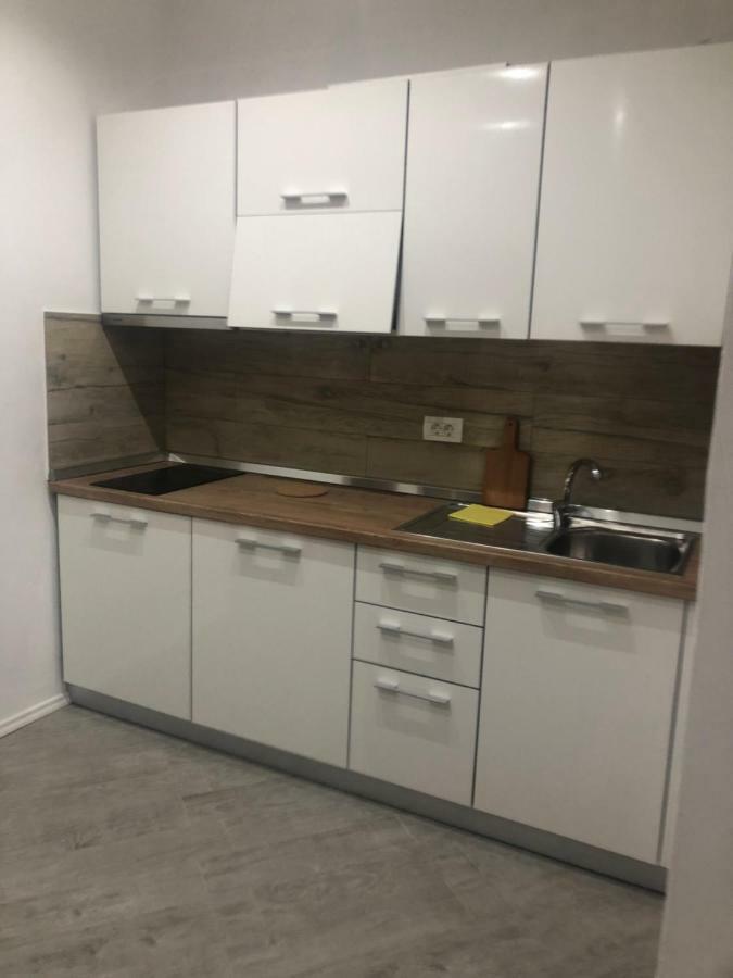 Bozic Apartman Leilighet PUY Eksteriør bilde